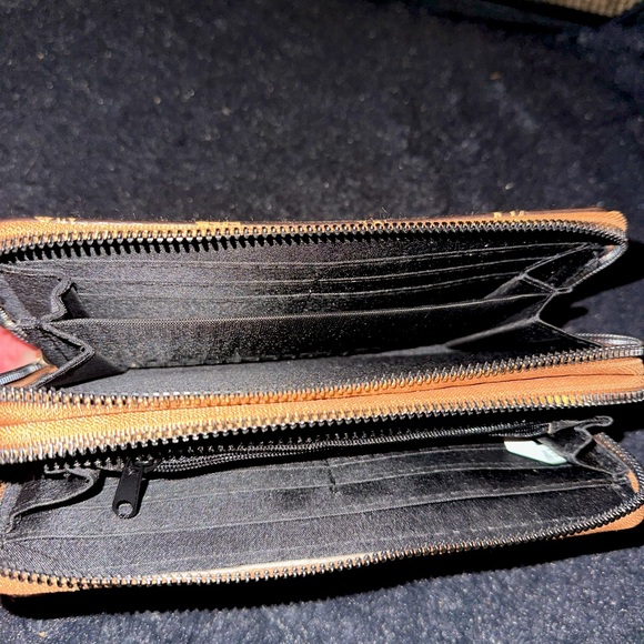 Beverly Hills Polo Club Handbag with Wallet - Picture 4 of 4